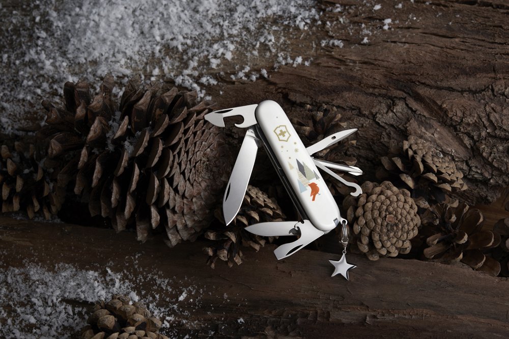 Нож перочинный VICTORINOX Super Tinker Winter Magic SE 2019, 91 мм, 15 функций, красный_10