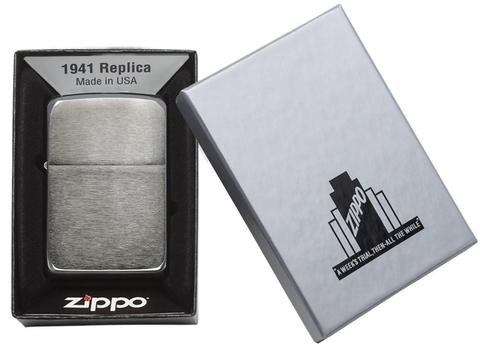 Зажигалка ZIPPO 1941 Replica ™ с покрытием Black Ice ®, латунь/сталь, чёрная, глянцевая, 36x12x56 мм_3