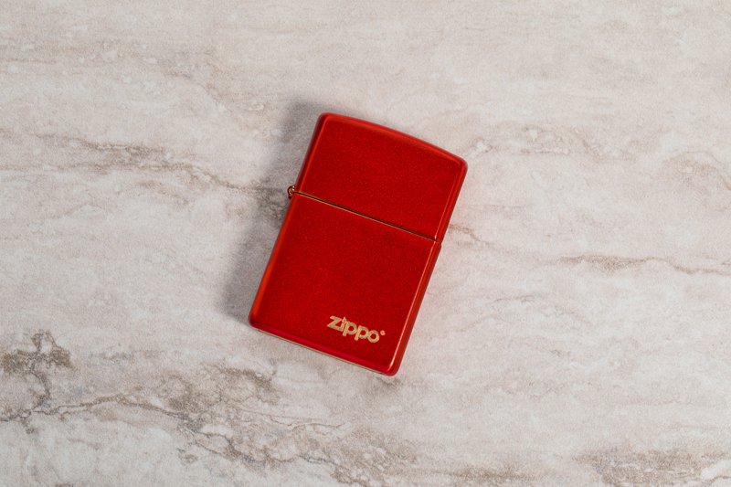 Зажигалка ZIPPO Classic с покрытием Metallic Red, латунь/сталь, красная, матовая, 38x13x57 мм_11