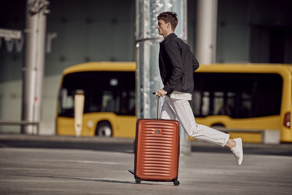 Чемодан VICTORINOX Airox, оранжевый, 100% поликарбонат Makrolon, 50x32x75 см, 98 л_11