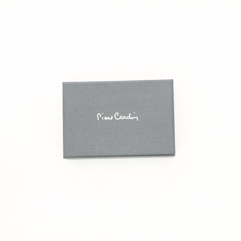 Визитница Pierre Cardin. Корпус - металл, иск.кожа. Размер 9,3 х 6,0 х 0,8 см. Цвет - красный._2